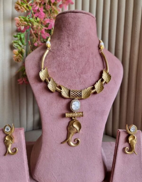 Kala Kundan Rajwadi Necklace