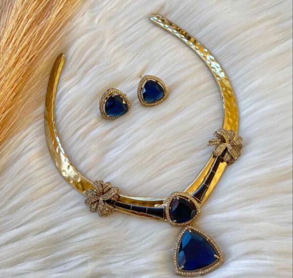 Manika Blue Stone Necklace With Earings